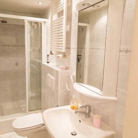 Ferienwohnung Koenigswinter Apartment Koenigswinter