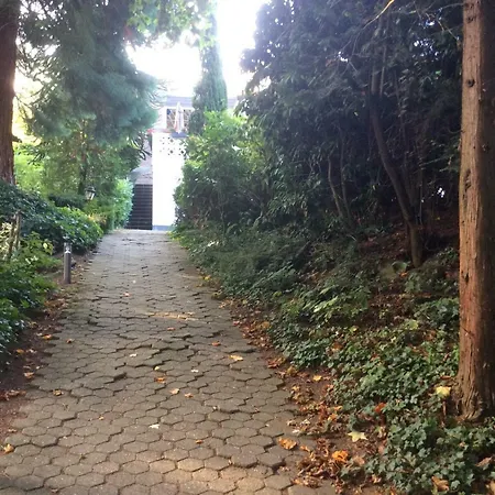 Ferienwohnung Koenigswinter Apartment *